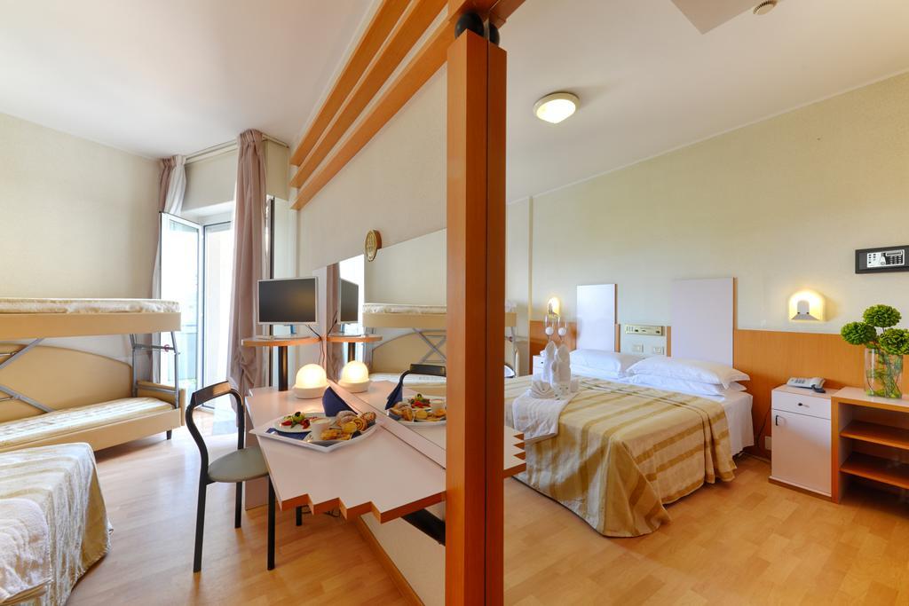 ריצ'יונה Hotel Bel Air חדר תמונה