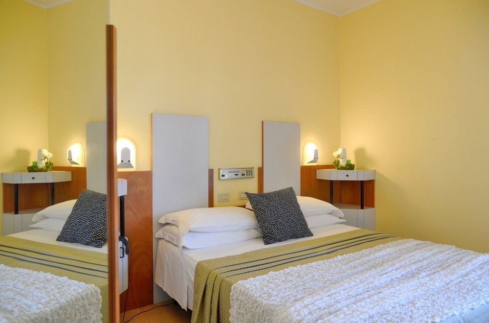 ריצ'יונה Hotel Bel Air מראה חיצוני תמונה